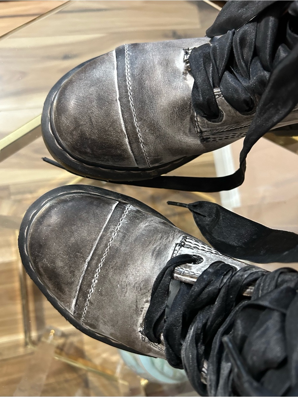 Dr. Martens Triumph 1914 Gray Distressed Floral-Lined Lace-Up Combat Boot Size 9 - Picture 9 of 16